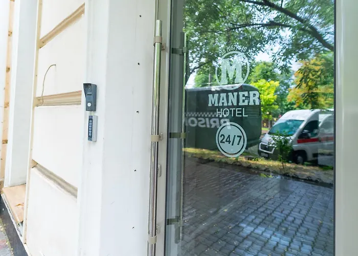 Maner Hotel
